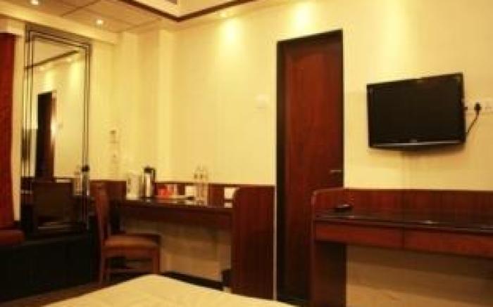 Hotel Karl Residency