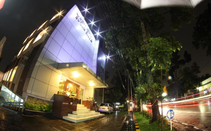 Sutan Raja Guesthouse Talaga Bodas