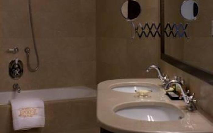 Epoque Luxury Boutique Hotel