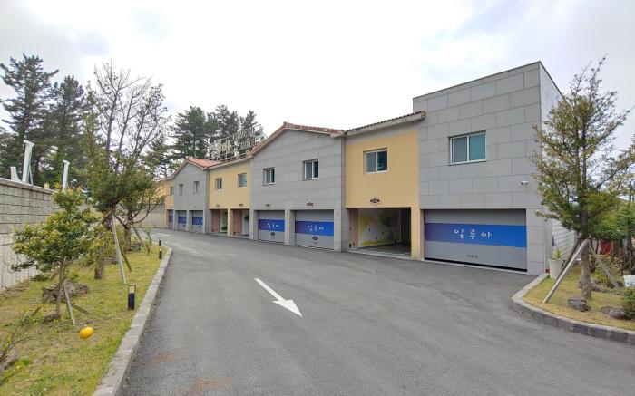 jeju illua hotel