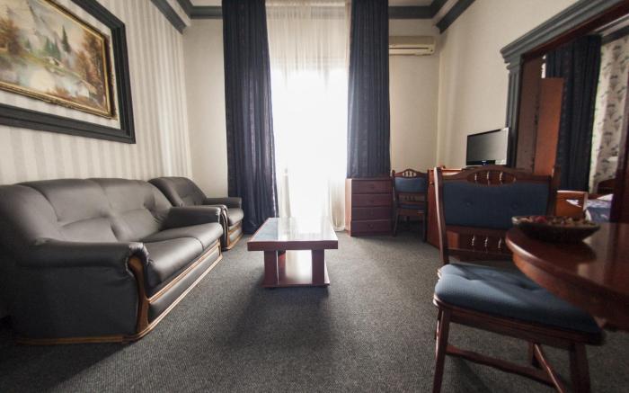 Bucharest Comfort Suites