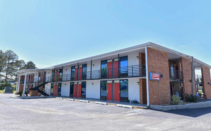 OYO Hotel Valdosta GA I-75