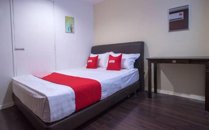 OYO 90281 Hotel Taj (Seksyen 13)