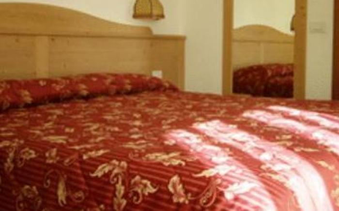 Liz Hotel & Apartments