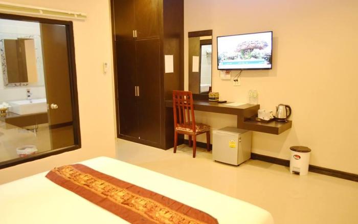 ThatLuang View Hotel