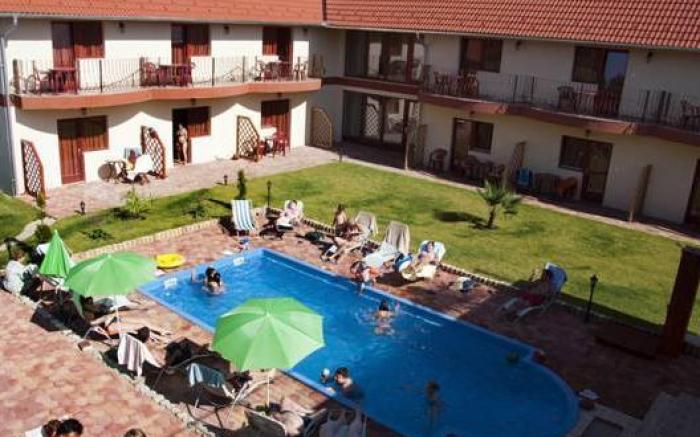 Boni Csaladi Wellness Hotel