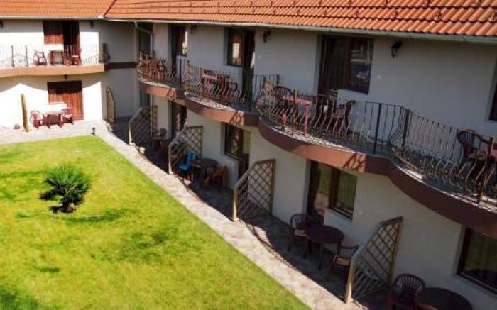 Boni Csaladi Wellness Hotel