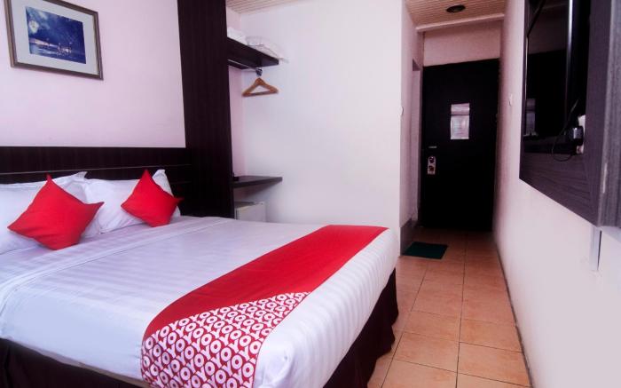 SUPER OYO 991 Mayfair Hotel