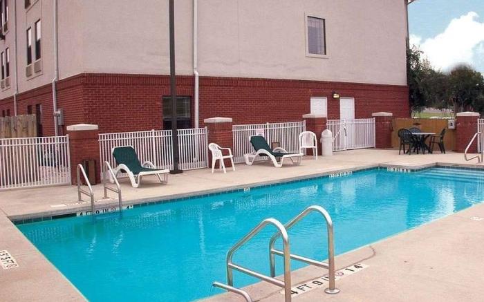 Comfort Inn & Suites Fultondale Gardendale I-65