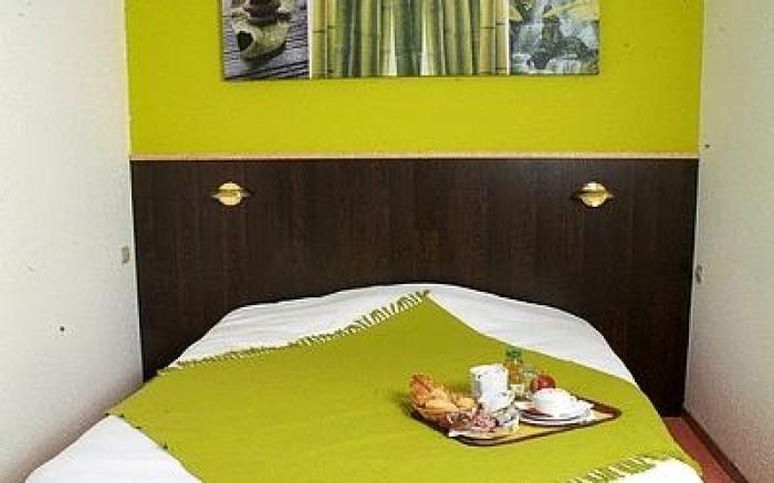 Logis Hotel des Portes de Meuse