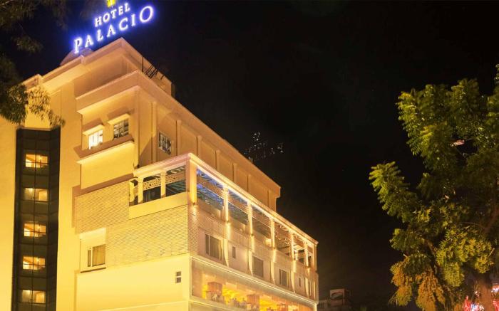 The Hotel Palacio