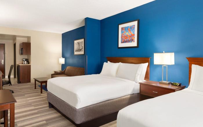 Holiday Inn Express & Suites Florence By IHG