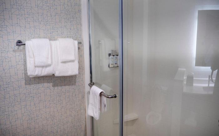 Holiday Inn Express & Suites Greenville Airport By IHG