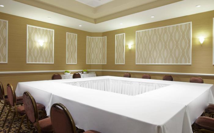 Sheraton Laval Hotel