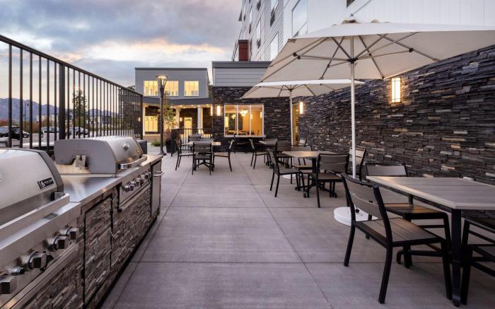 TownePlace Suites by Marriott West Kelowna