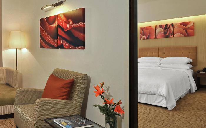 Four Points by Sheraton Hotel & Serviced Apartments, Pune