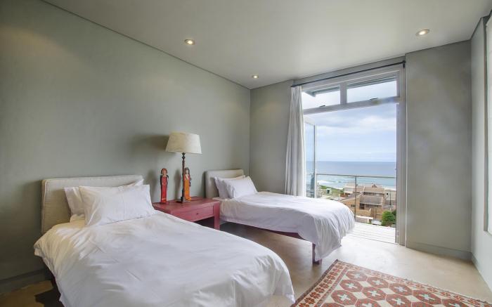 10 Elf Beach House