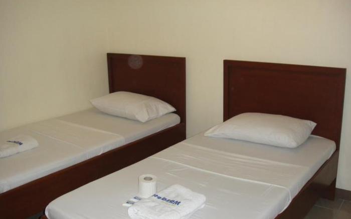 Blue Velvet Hotel & Cafe