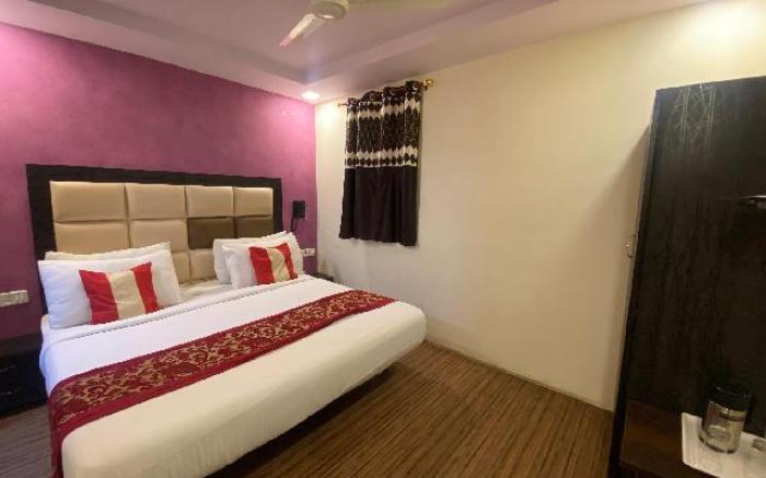 Hotel Yellow Saffron