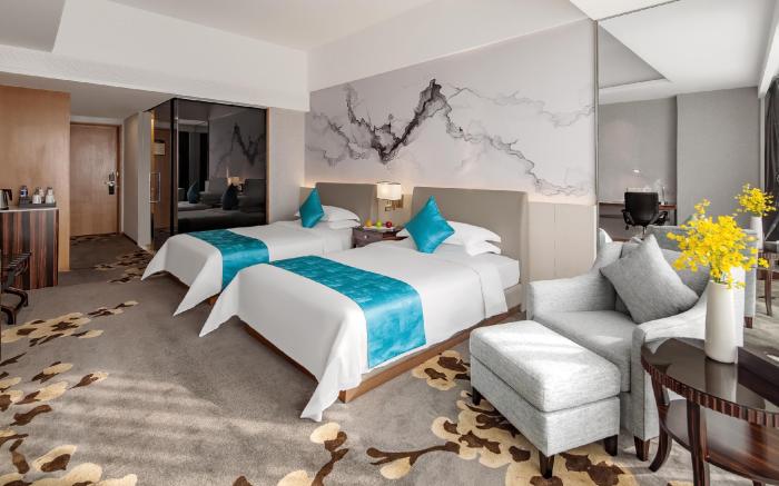 Huaqiang Plaza Hotel