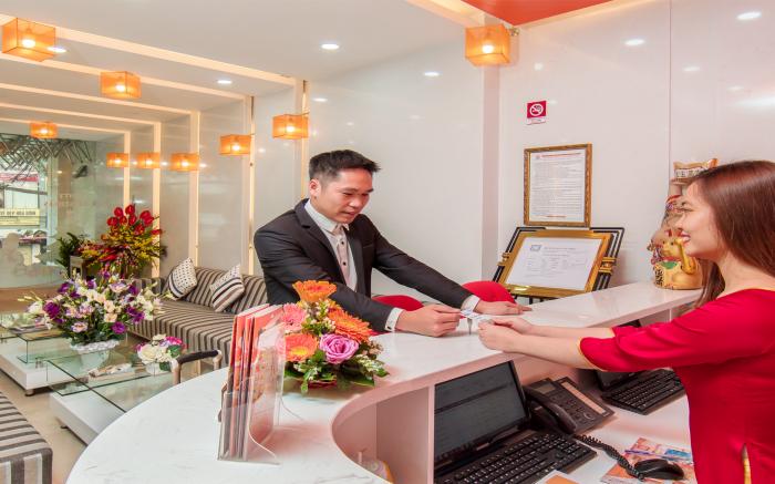 Van Mieu Hotel