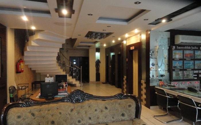 Hotel Shivdev International