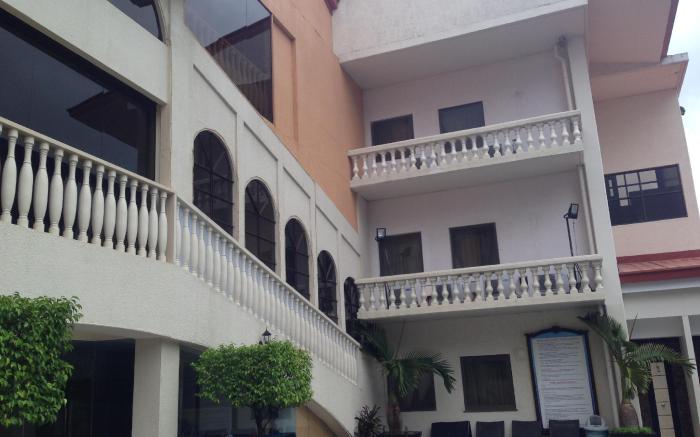 Subic Bay Travelers Hotel