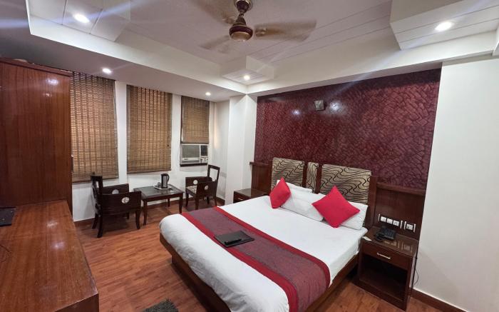 Hotel Shivdev International