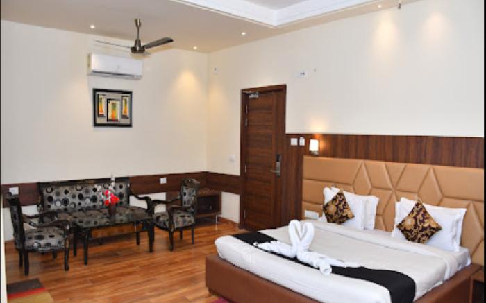 Hotel Bhagyaraj Palace - Best Hotel in Kanpur
