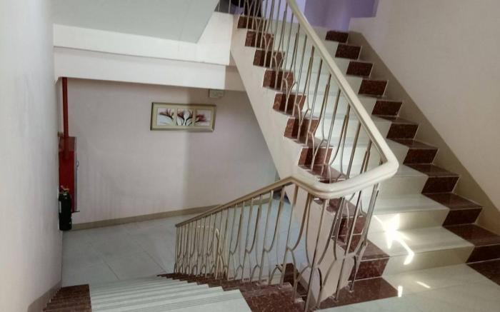 Meaco Royal Hotel-Taytay
