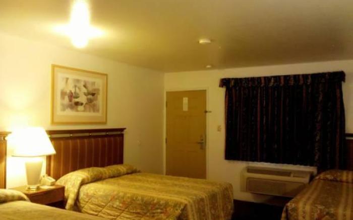 Maple Inn and Suites Los Banos