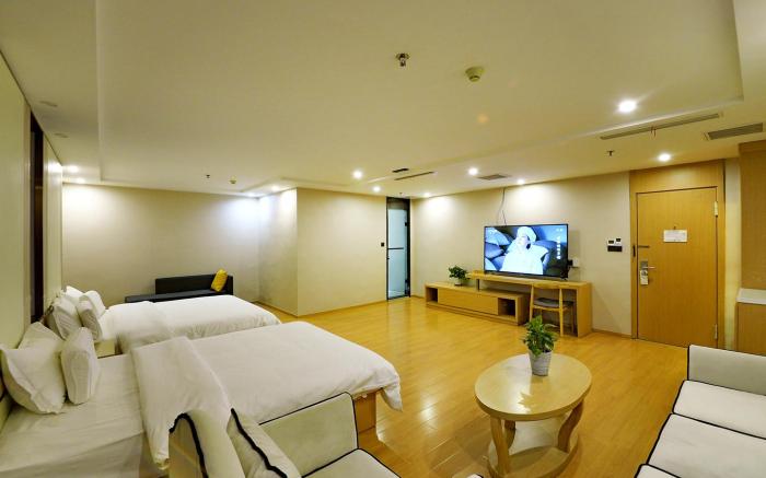 Starway Hotel Xinyang Railway Station Tianrun Plaza