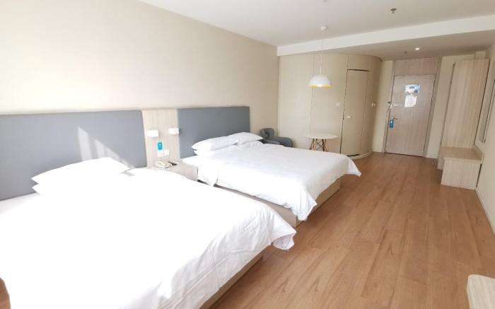 Hanting Hotel Jinan Laiwu Yinzuo Shopping Mall