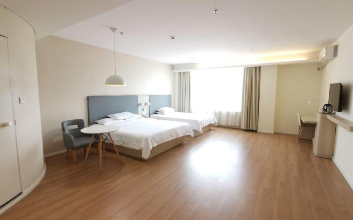Hanting Hotel Jinan Laiwu Yinzuo Shopping Mall