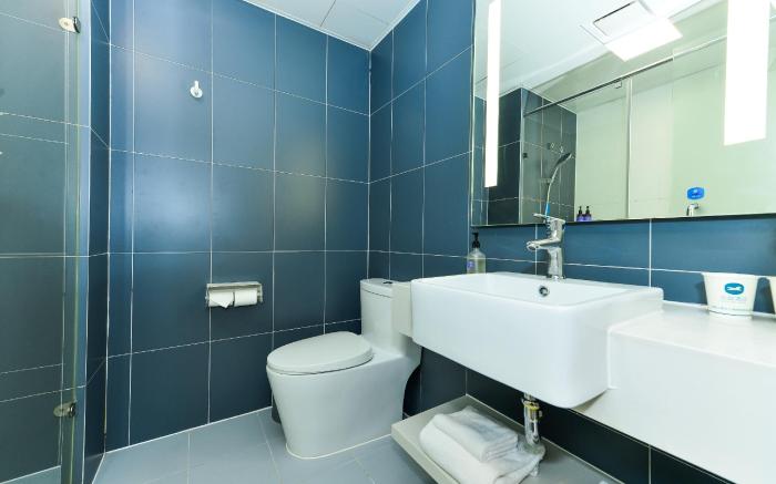 Hanting Hotel Shanghai Changjiang Nan Road  Metro Station