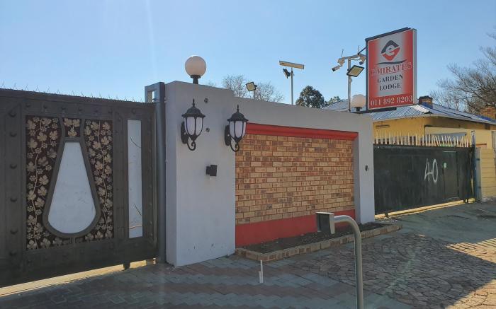 Emirates garden lodge