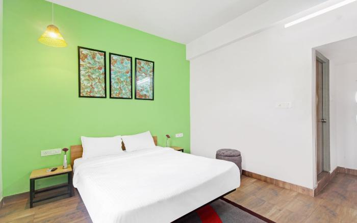 Collection O Shining Suites Near Erragadda Metro Station