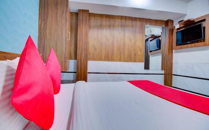 Hotel O Sion Residency