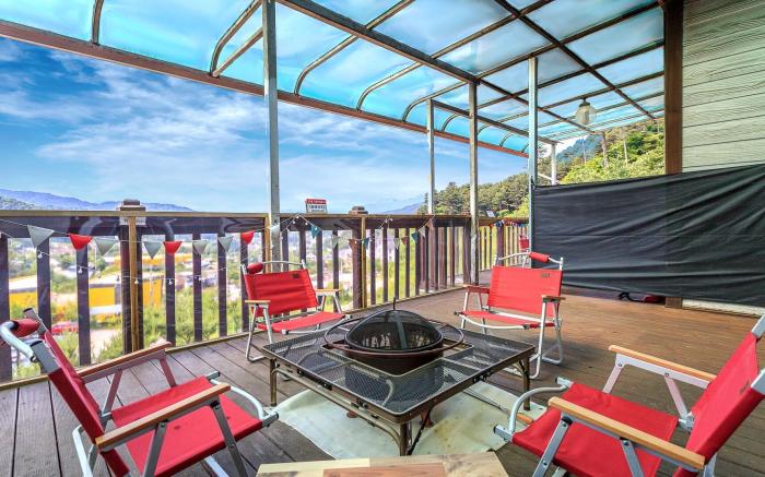 Gapyeong Gold Castle Pension