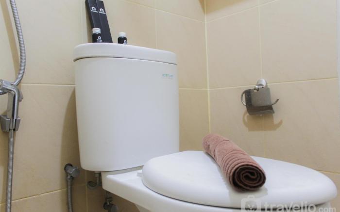 Comfort Furnished 2BR Bassura City By Travelio
