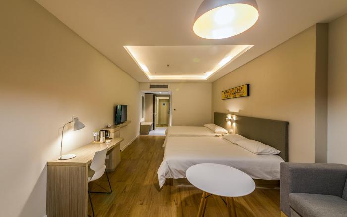 Hanting Hotel Changxing Mingzhu Road