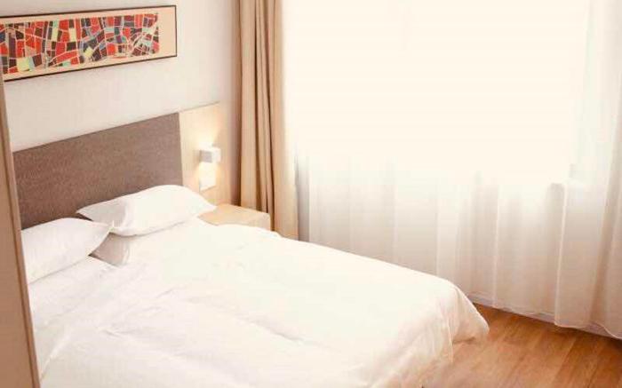 Hanting Hotel Fuyang Linyi Trade City