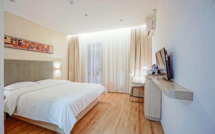 Hanting Hotel Nanjing Aoti Center