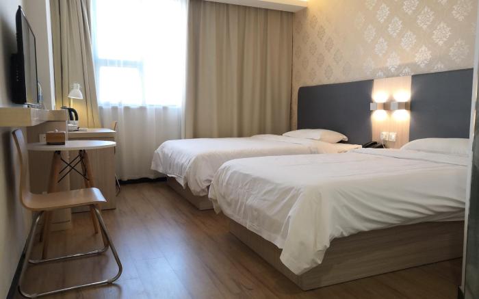 Hanting Hotel Shanwei Lufeng Renmin Bridge