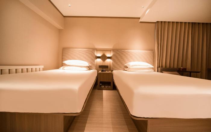 Hanting Hotel Shenyang North Railway Station