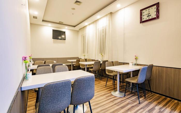 Hanting Hotel Xi'an Jiangong Road Airport Bus