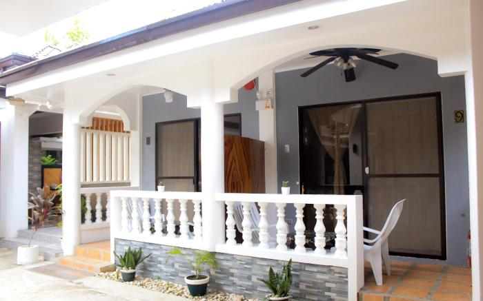 Monallan Boracay Hotel