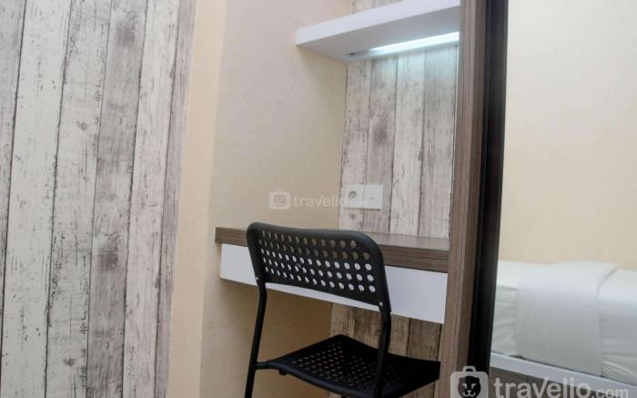 Cozy Stay 2BR Bassura City near Mall By Travelio