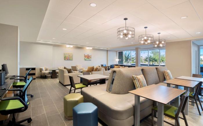 Home2 Suites by Hilton Phoenix Avondale
