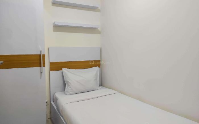 Homey and Comfy 2BR at Vida View Apt By Travelio